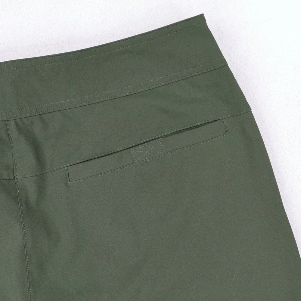 Alo Shorts Mens Large Green Drawstring Athletic Swim Hybrid Board Quick Dry - Picture 4 of 13